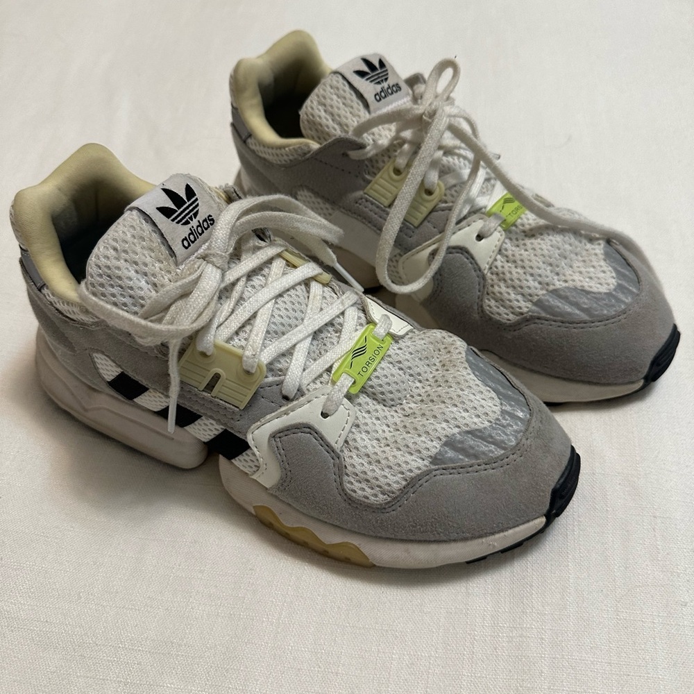 Adidas ZX torsion white casual sneaker shoe